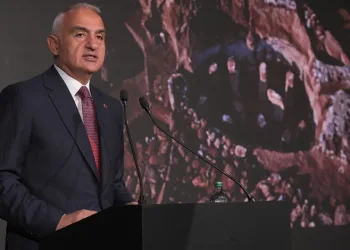 Turizm geliri 9 ayda 51,3 milyar dolara ulaştı