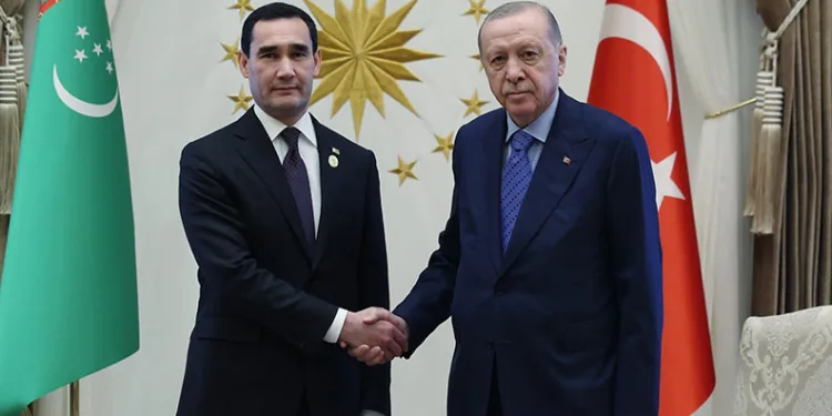Cumhurbaaşkanı Erdoğan, Türkmenistan Devlet Başkanı Berdimuhammedov bir araya geldi