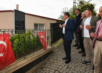 Erkan Aydın Mahallelerin Nabzını Tutuyor
