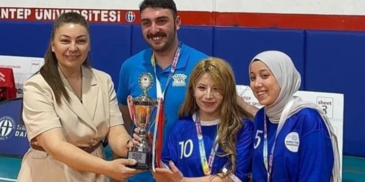 BTÜ’lü genç sporcu Berfin Sönmez hayatını kaybetti