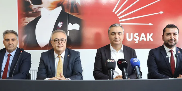 “Kapıları bu kadar sert kapatmayın, açmak zorunda kalacaksınız”